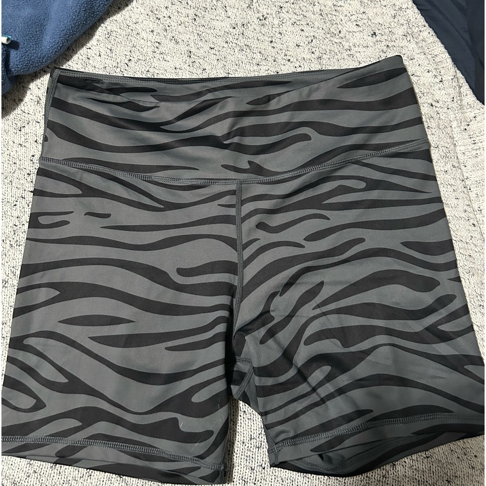 Zyia LNT bike shorts